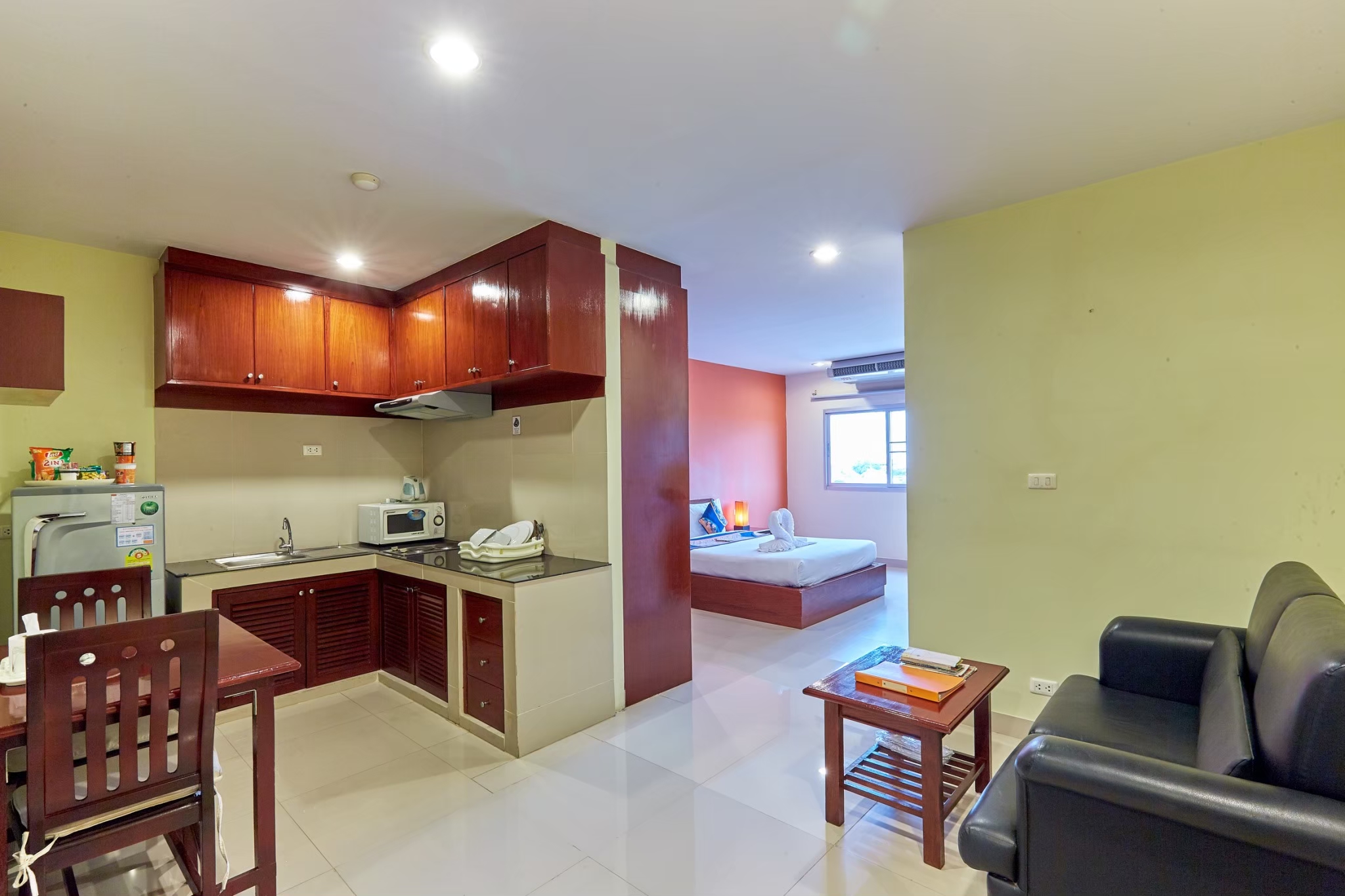 2 BR Supreme Deluxe