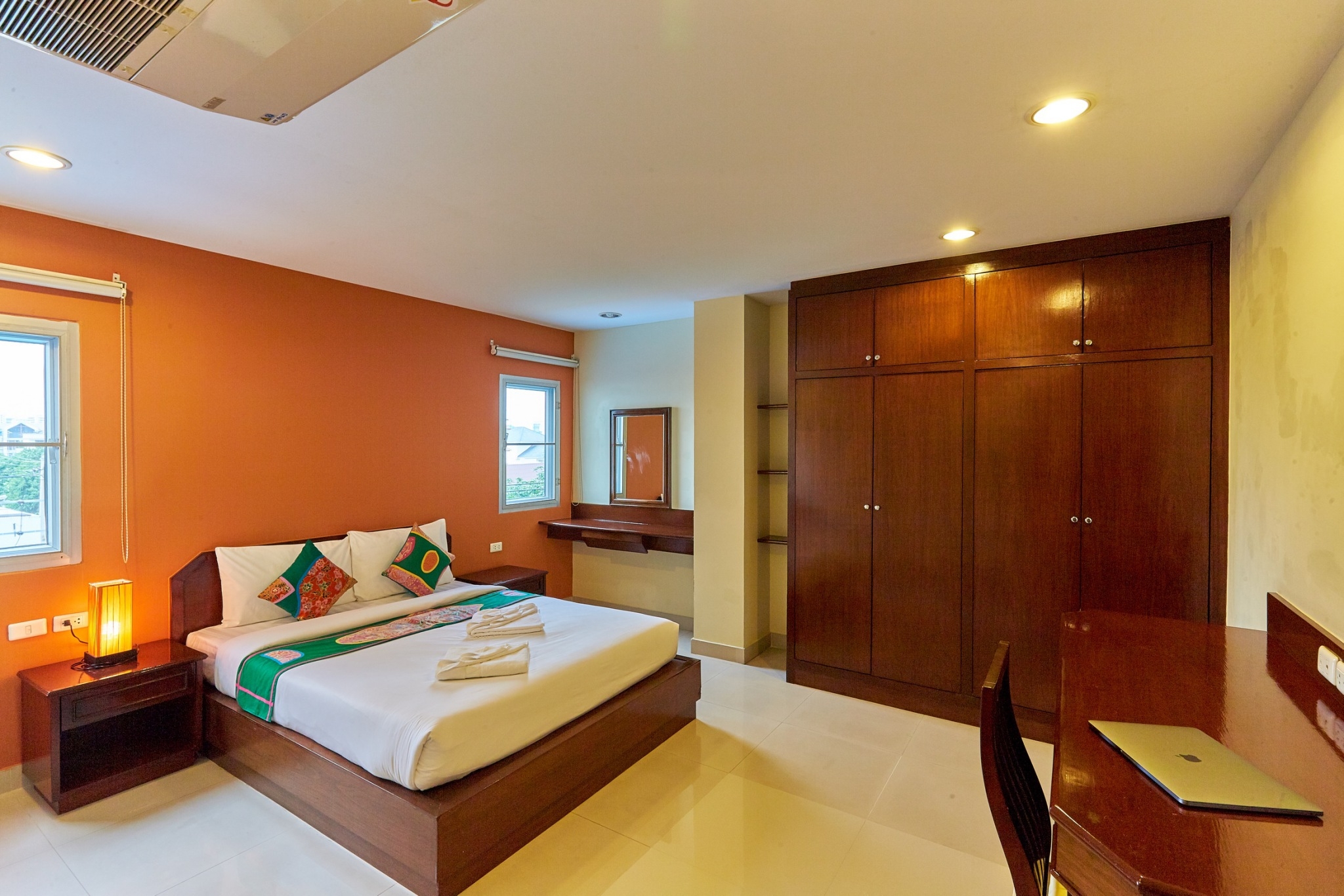 2 BR President Suite